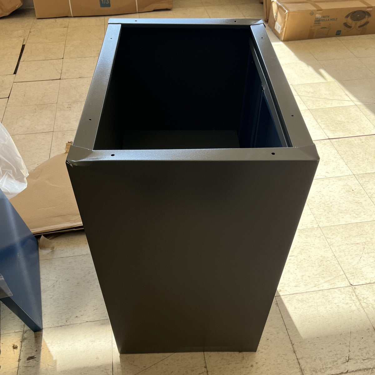 Unused Storage Cabinets 2 Doors Lockable