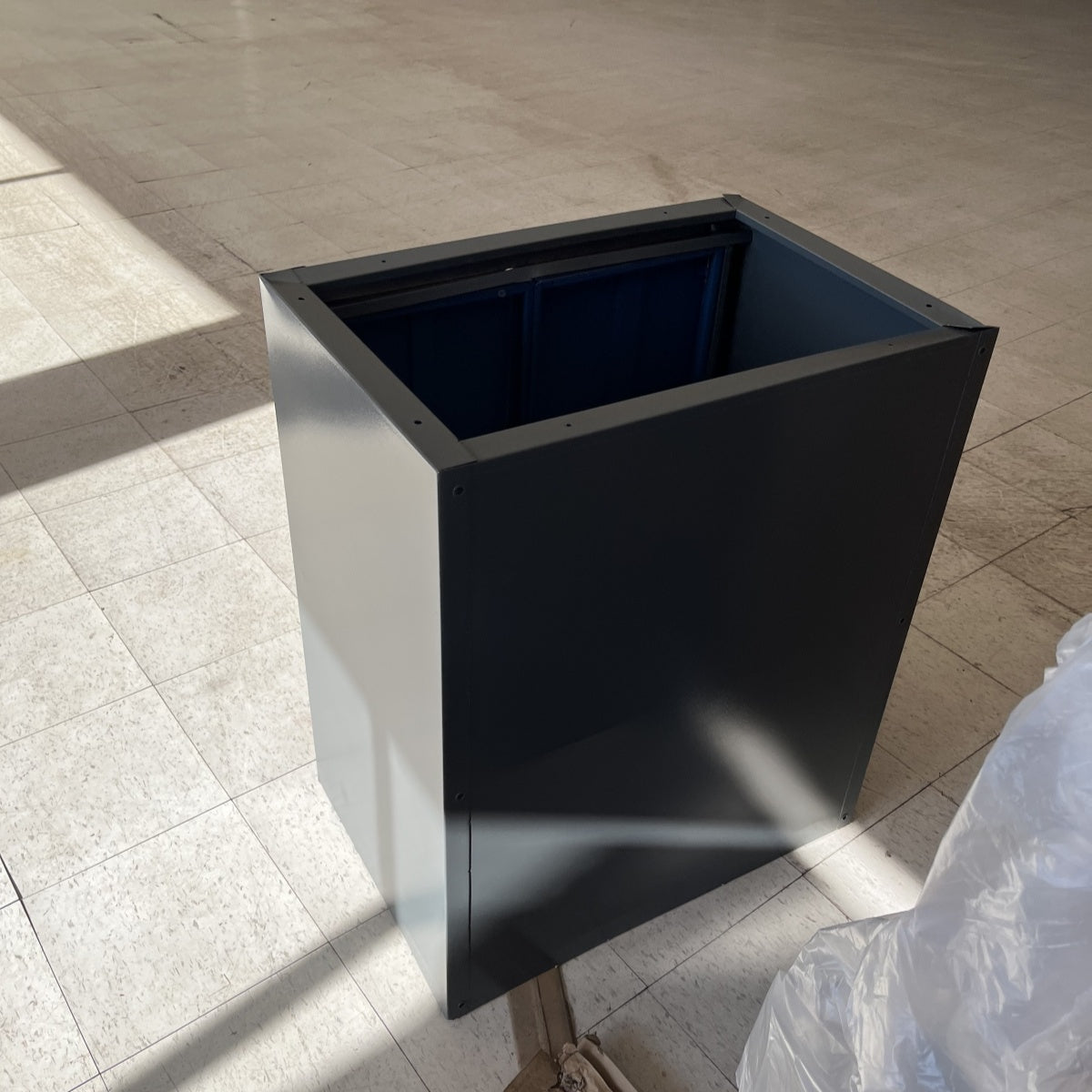 Unused Storage Cabinets 2 Doors Lockable