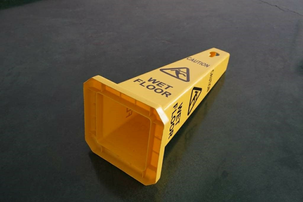 Unused TC-PP70 CONE SHAPE CAUTION SIGN 1pc