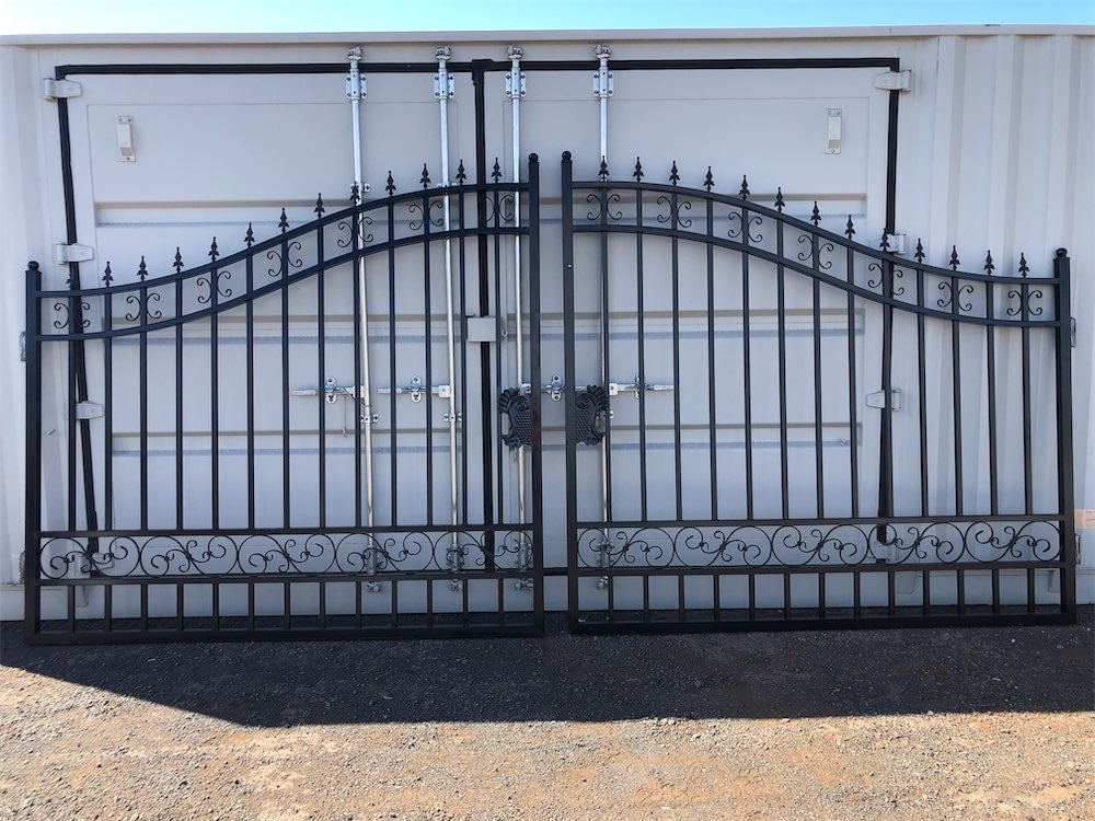 Iron Gate 20' - No Decor