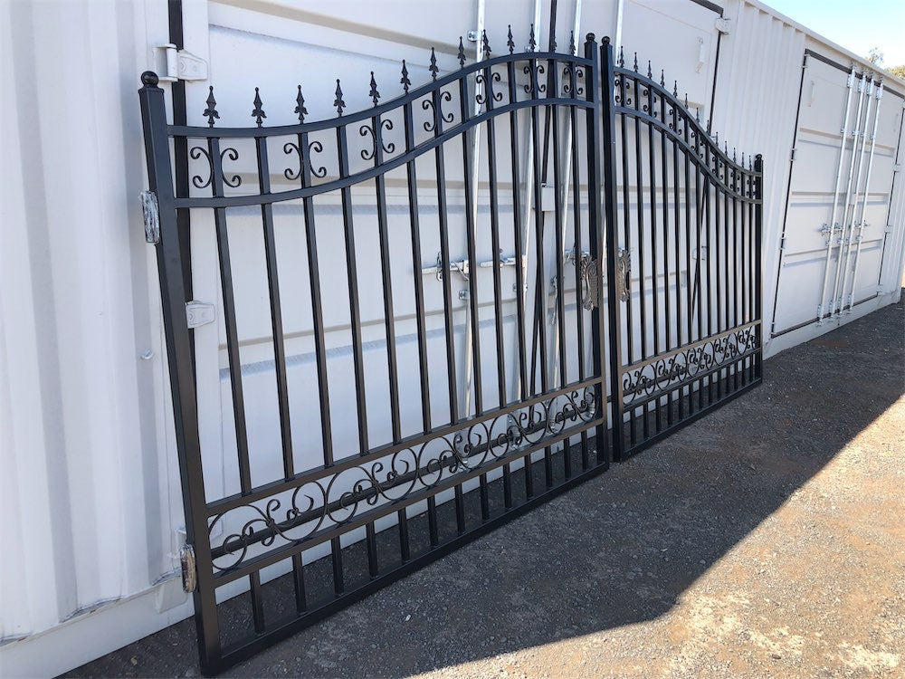 Iron Gate 20' - No Decor
