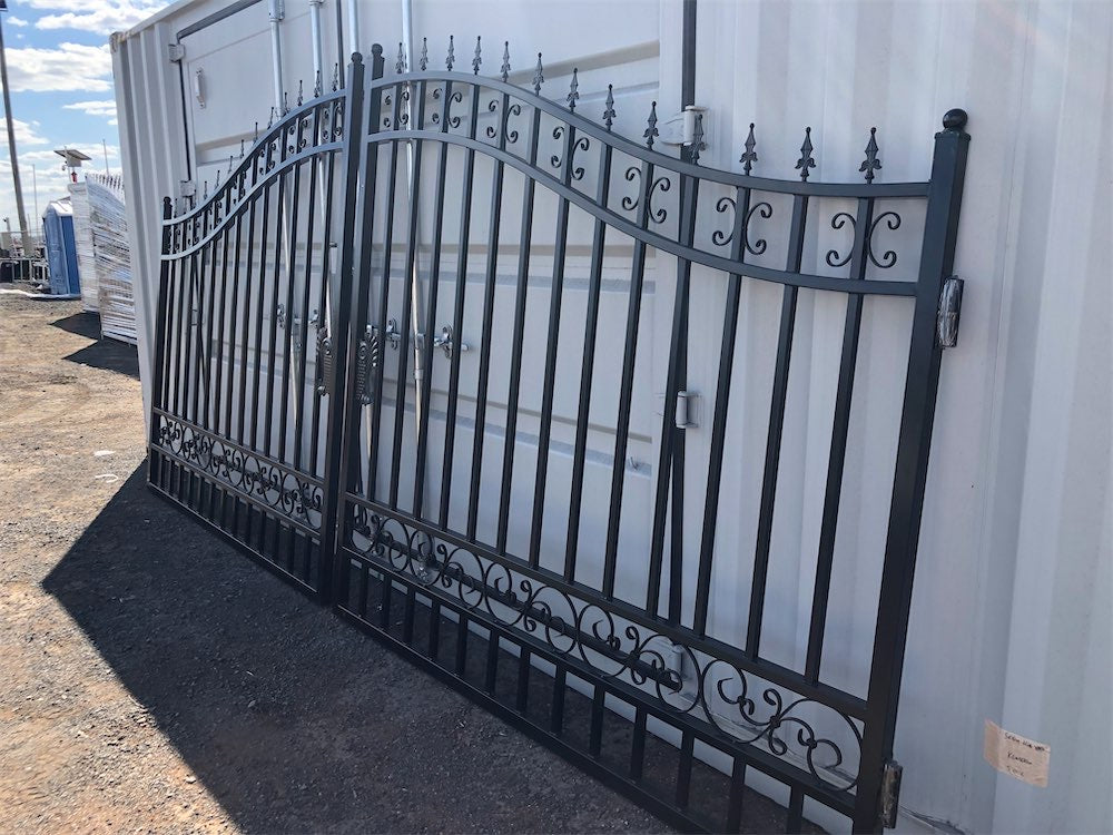 Iron Gate 20' - No Decor