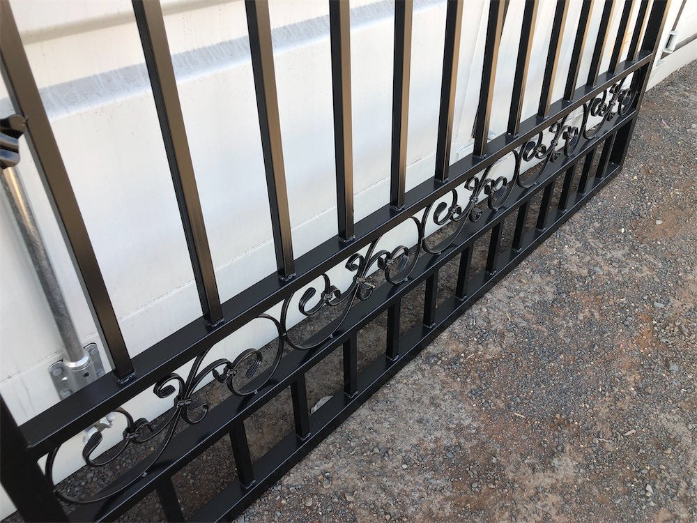 Iron Gate 20' - No Decor