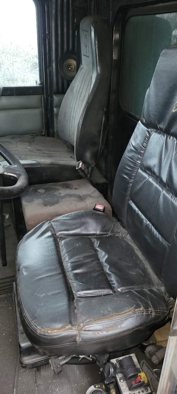 Used 1996 Kenworth Construction Truck - tractor