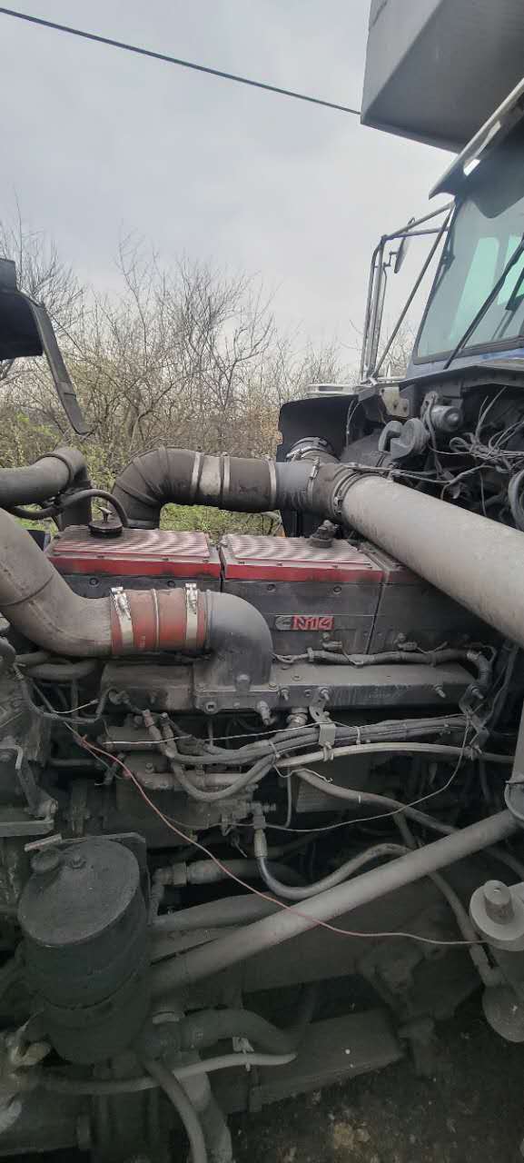 Used 1996 Kenworth Construction Truck - tractor
