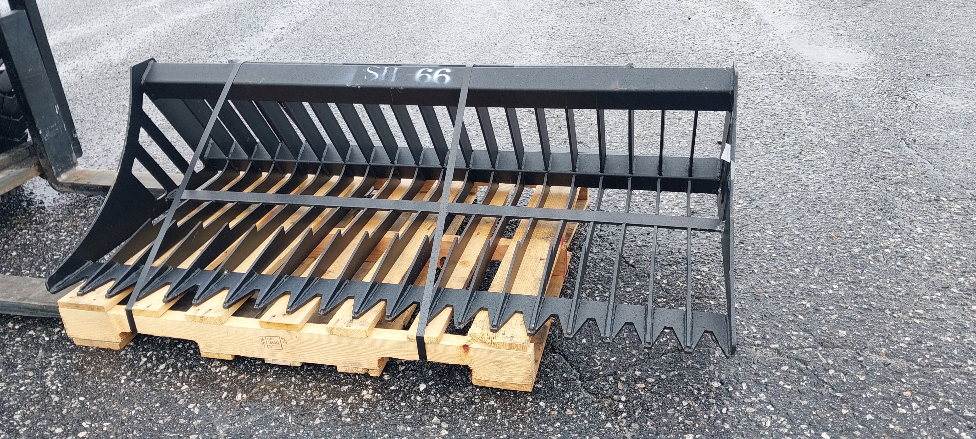 Unused Rock Bucket 66" (MSRP: $1,500)