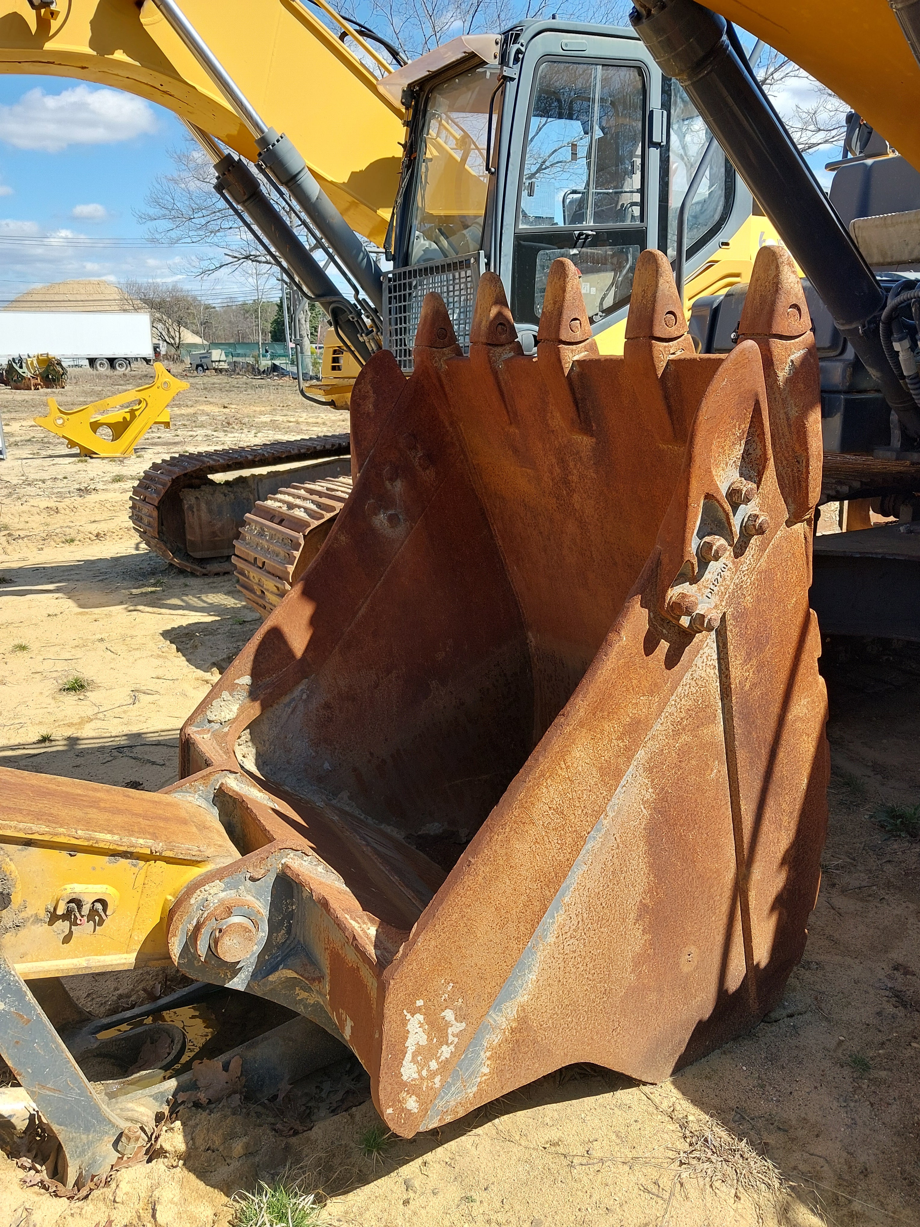 Used 2022 XuGong Excavator XCMG210U