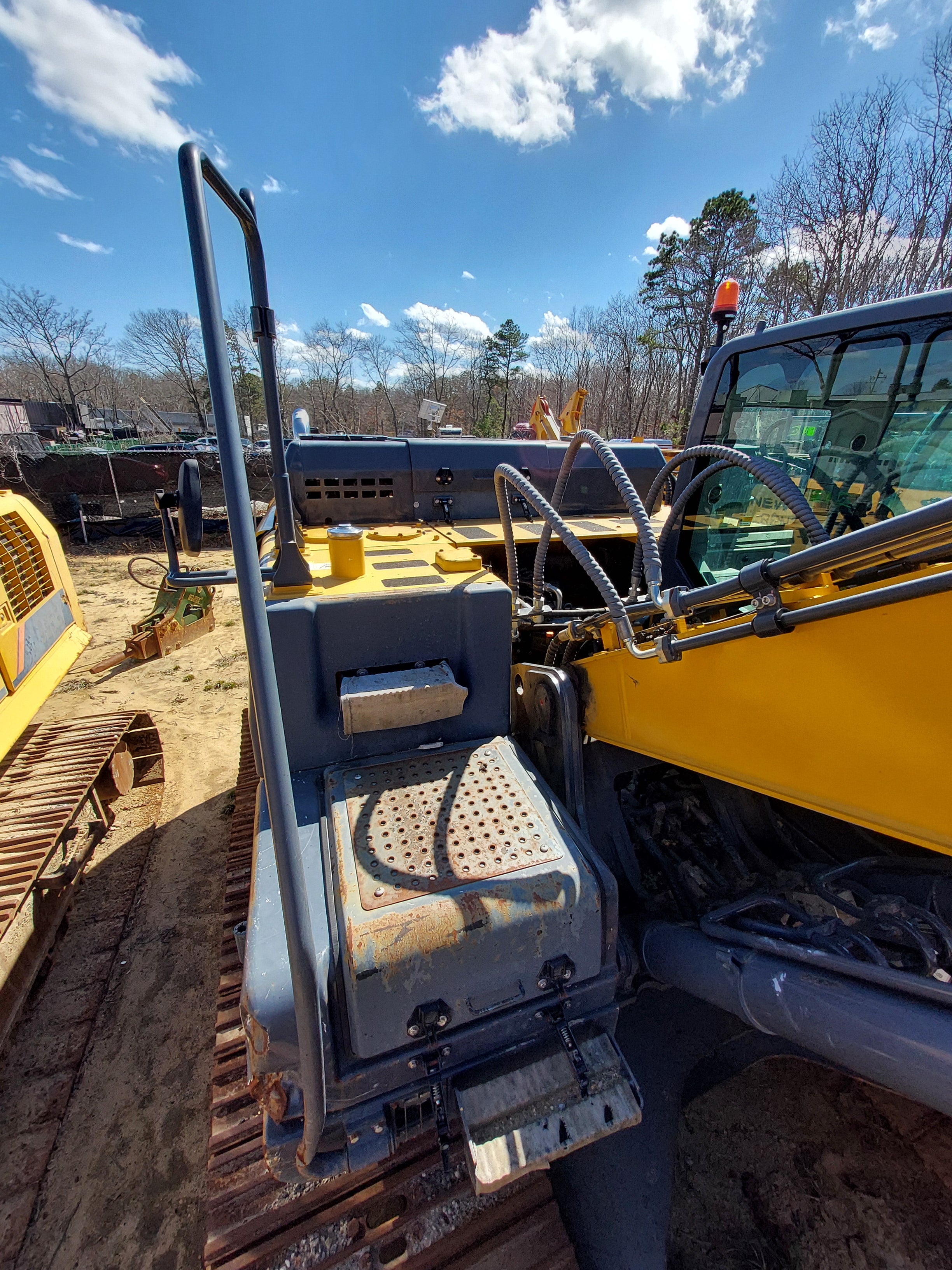 Used 2022 XuGong Excavator XCMG210U