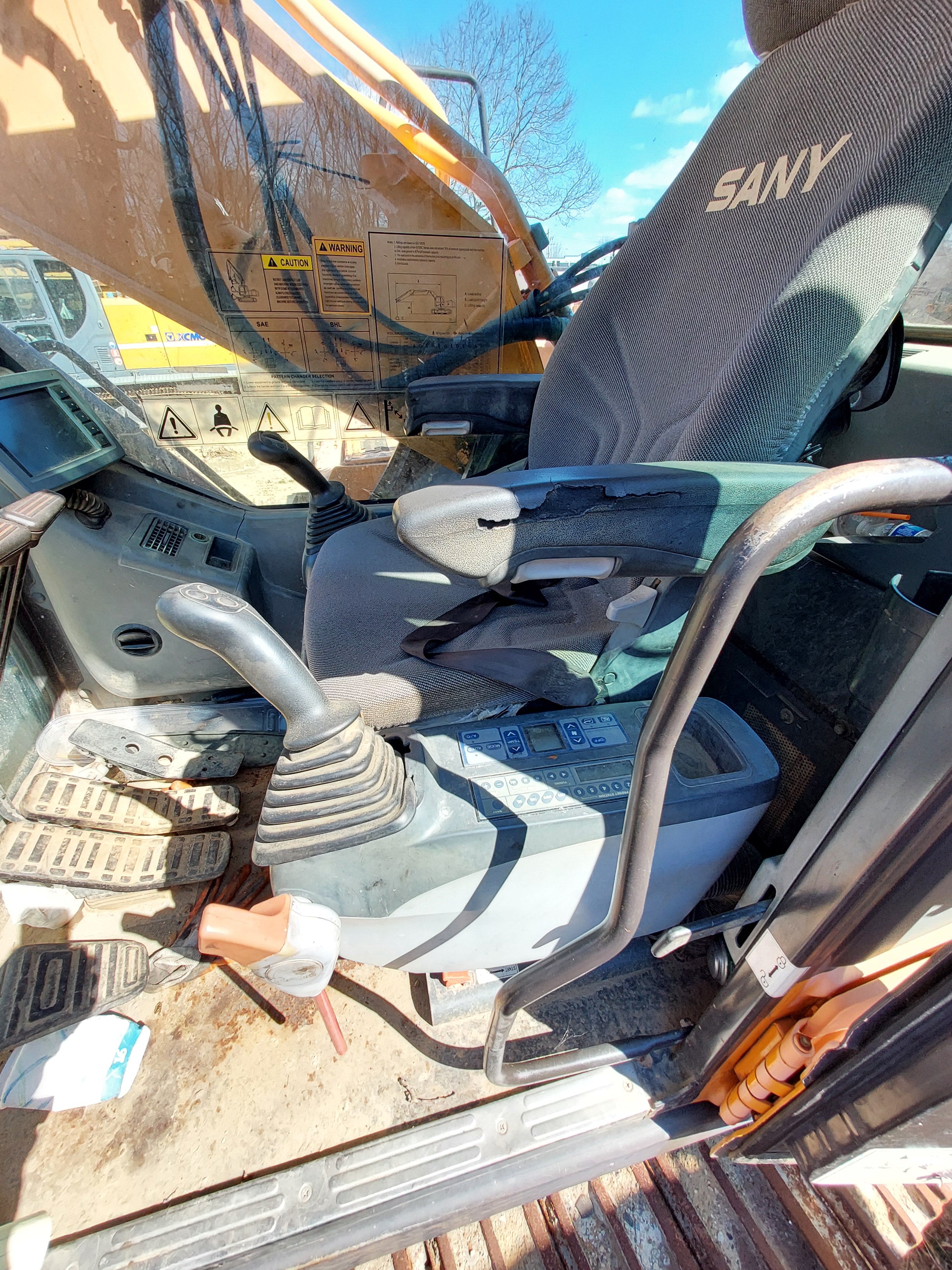 Used 2014 SANY Excavator SY335C