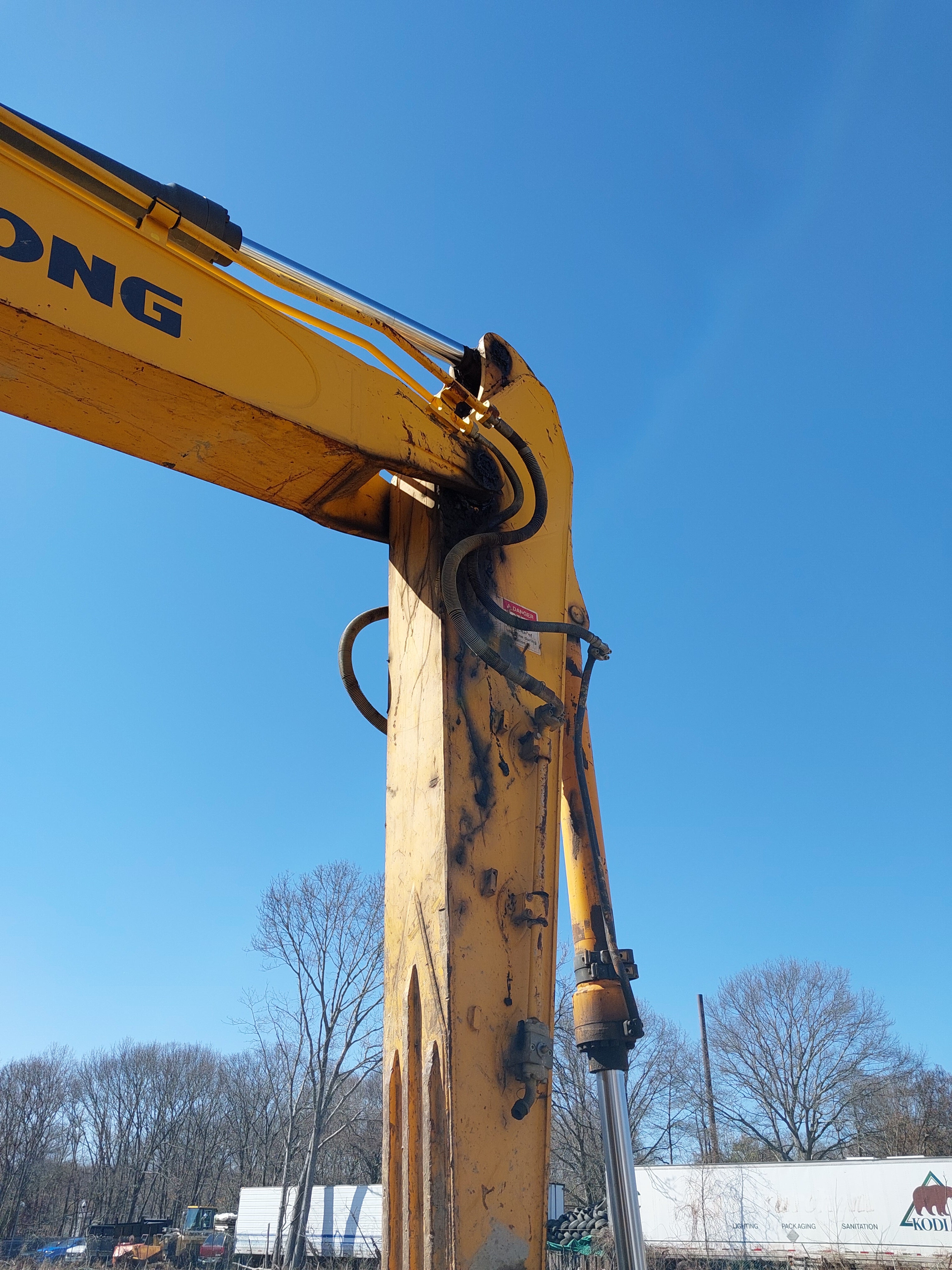 Used LiuGong Excavator CLG922E