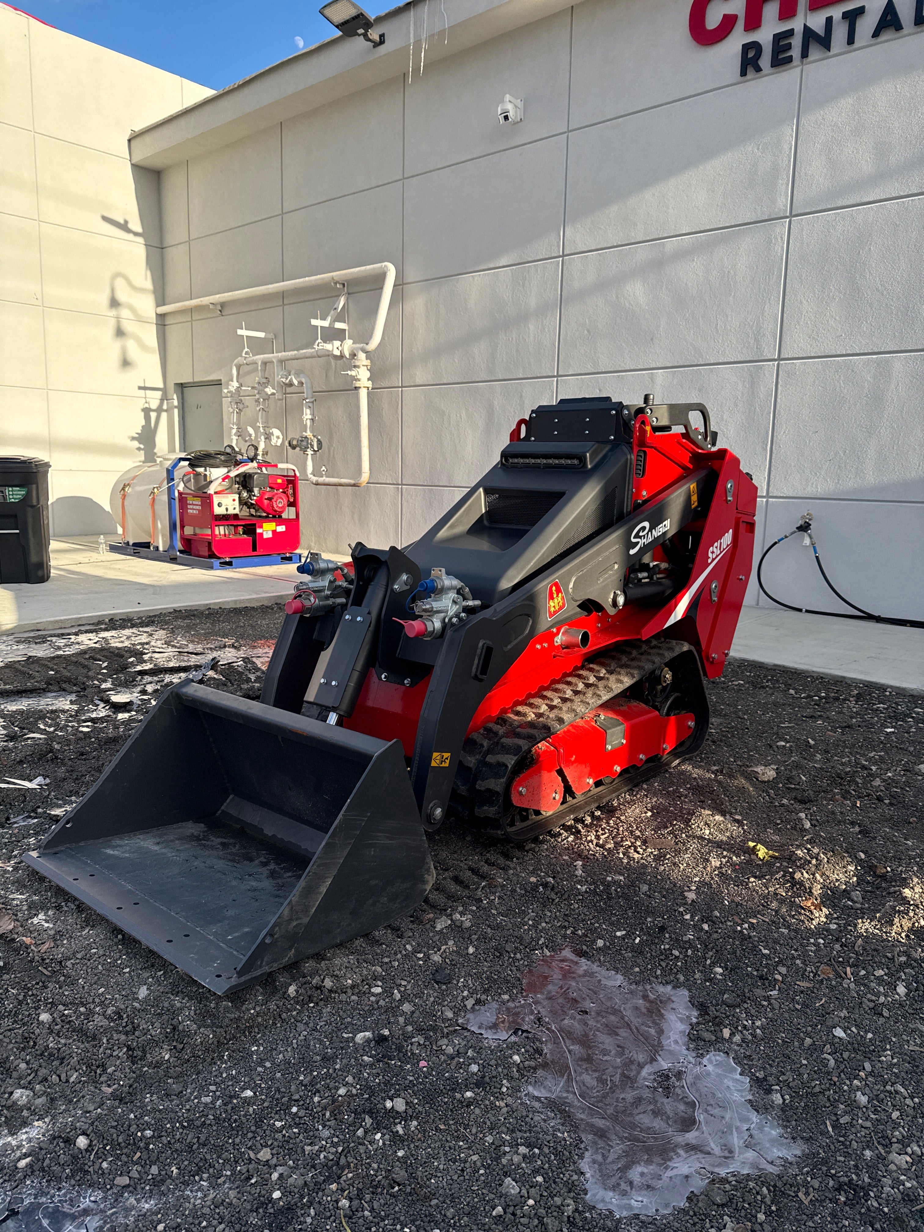 Unused Shangqi Mini Skid Steer Loader Track Loaders with KUBOTA Engine
