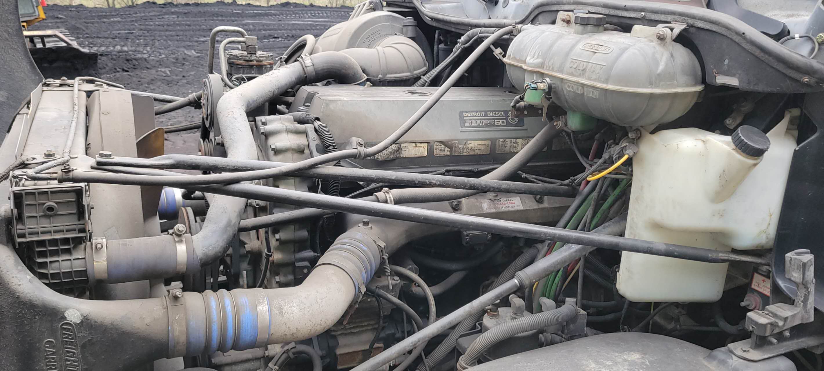 Used 1998 Freightliner FLC120 Truck - tractor