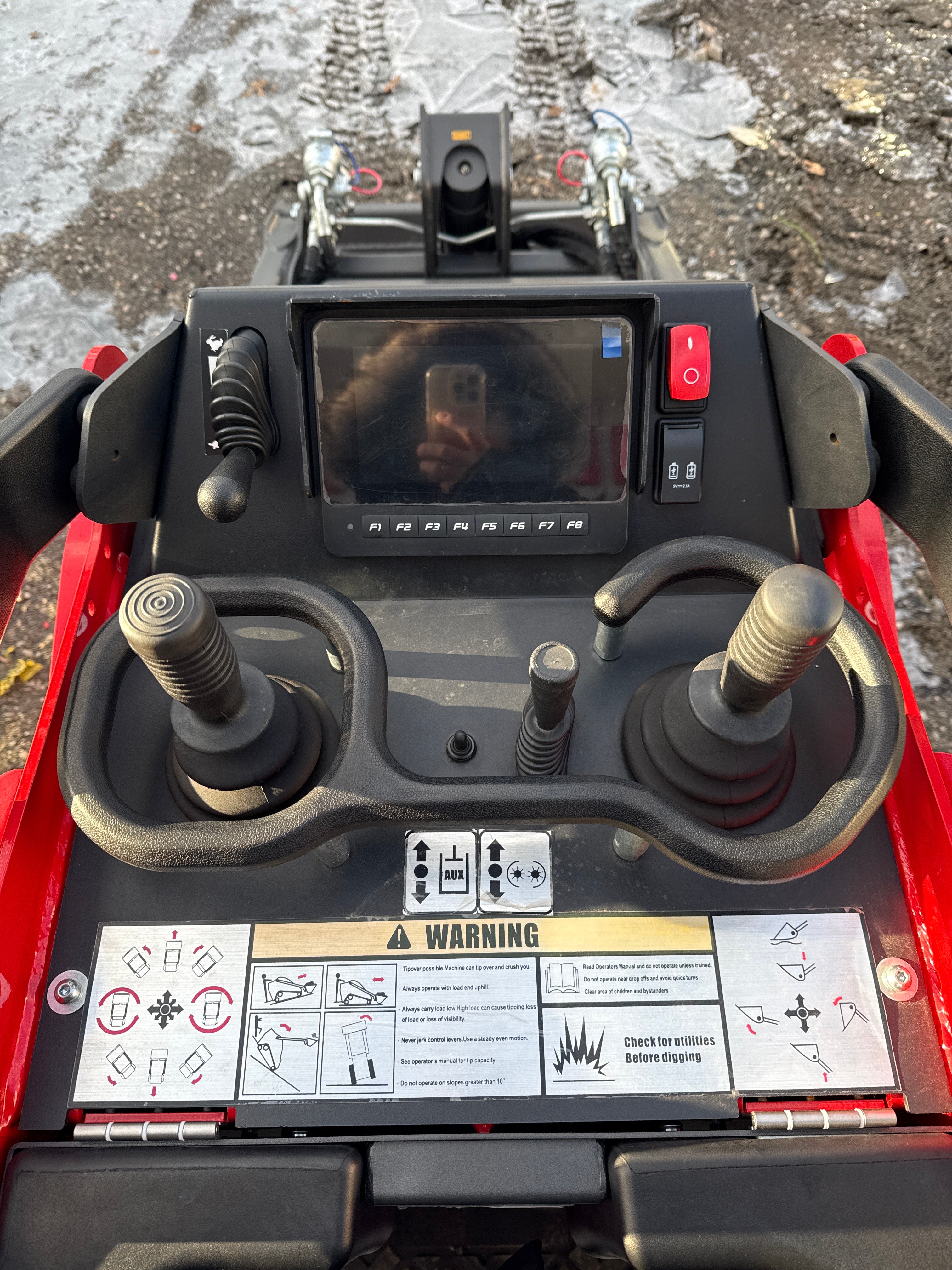 Unused Shangqi Mini Skid Steer Loader Track Loaders with KUBOTA Engine