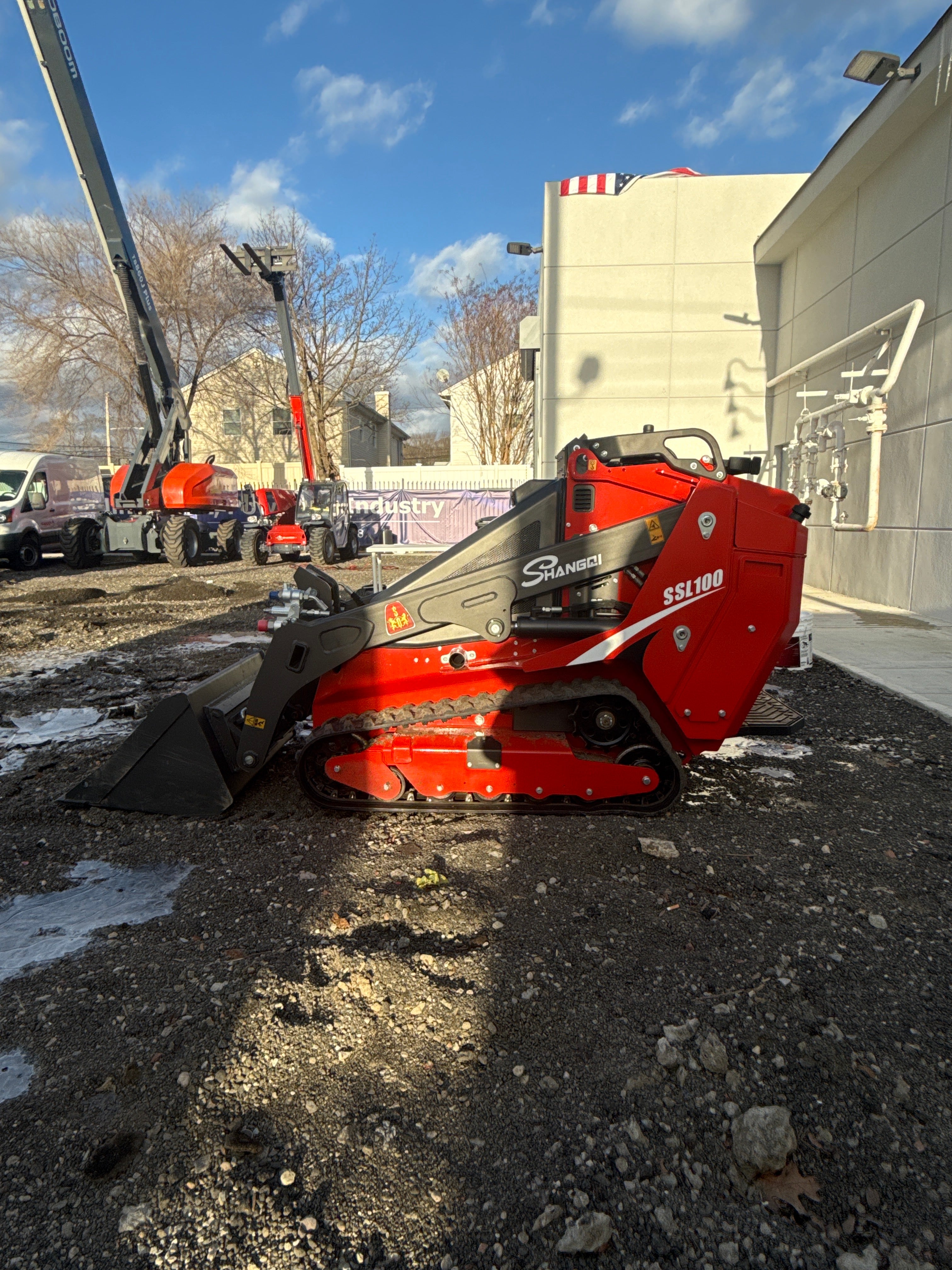 Unused Shangqi Mini Skid Steer Loader Track Loaders with KUBOTA Engine