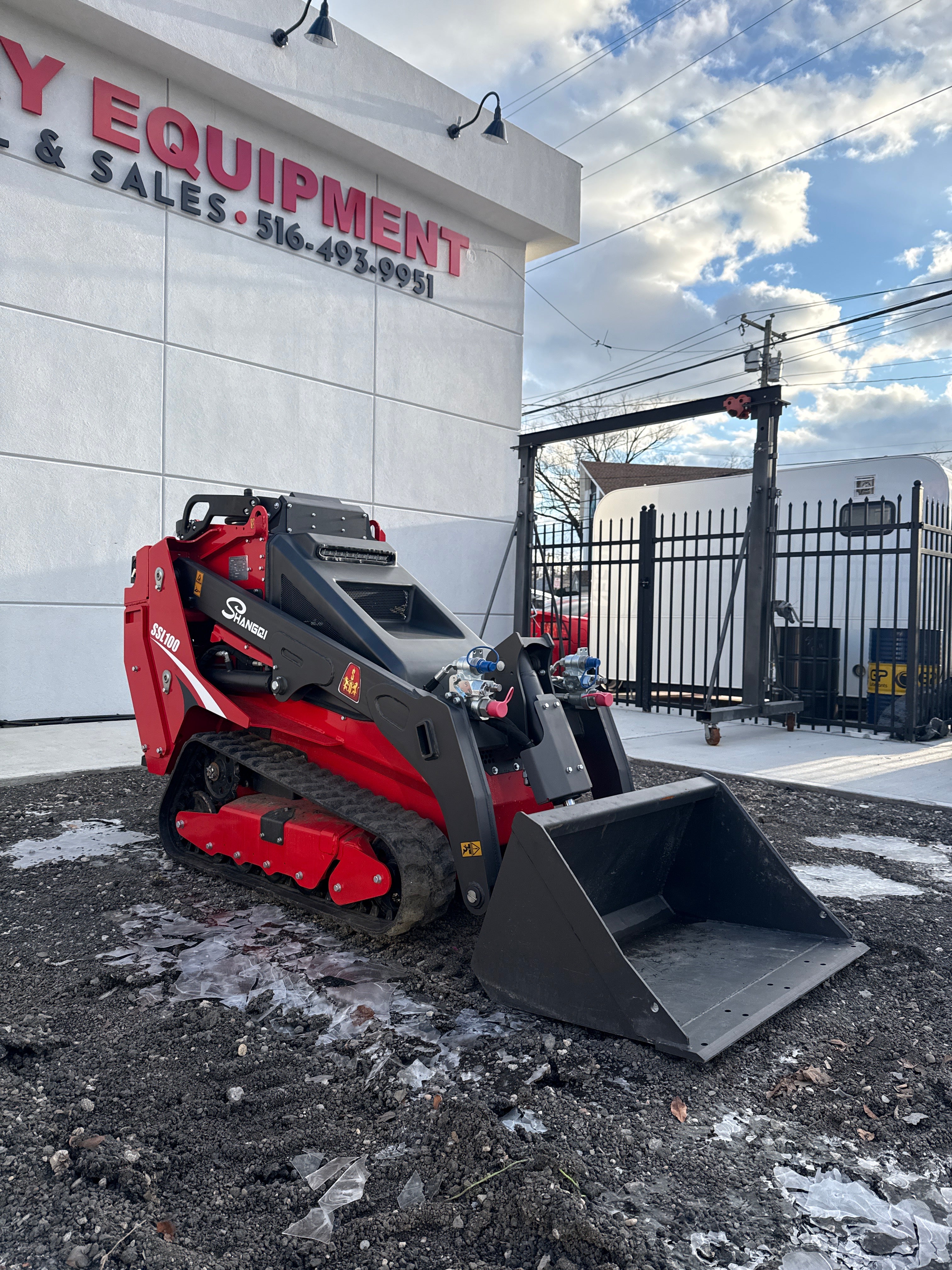 Unused Shangqi Mini Skid Steer Loader Track Loaders with KUBOTA Engine