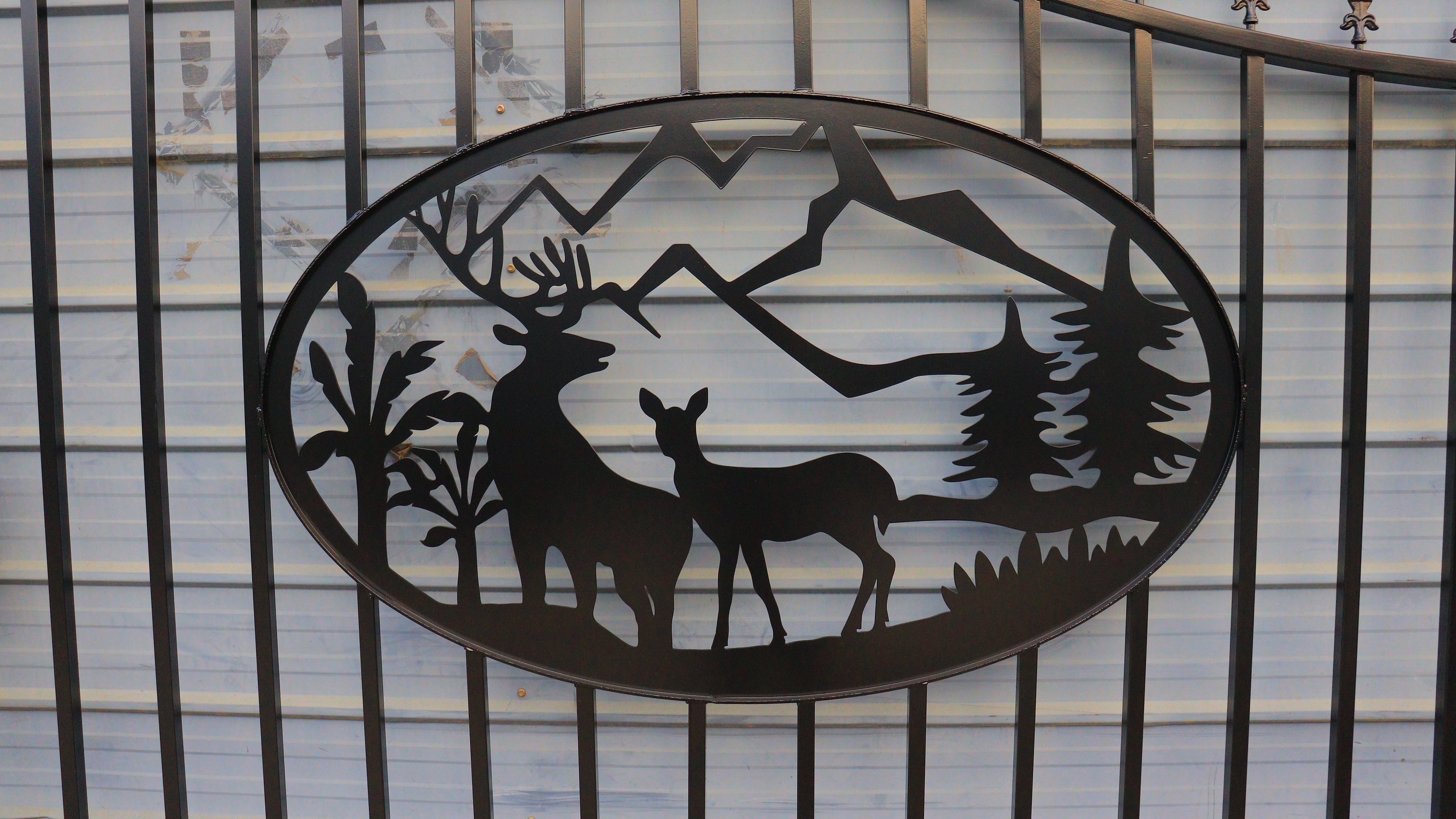 Unused Greatbear 14ft Iron Gate General Style - OX - EPE foam