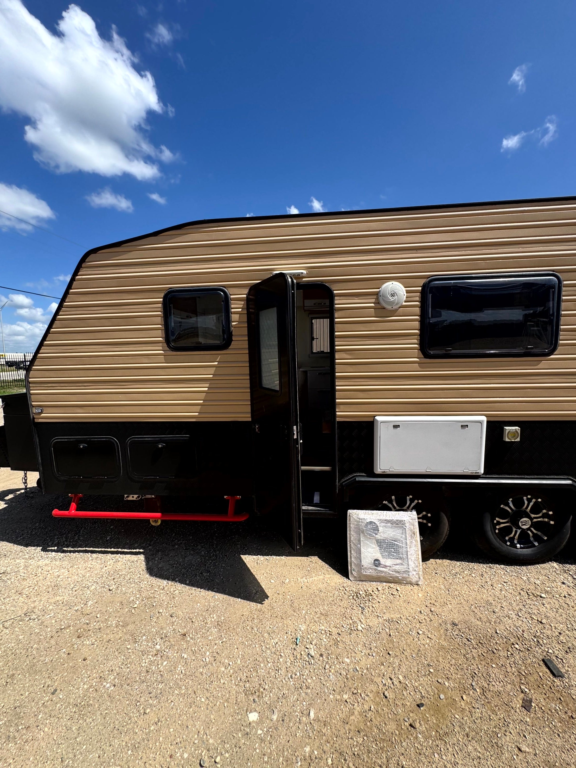 Unused 17FT Self-Contained Cabin Living Shell