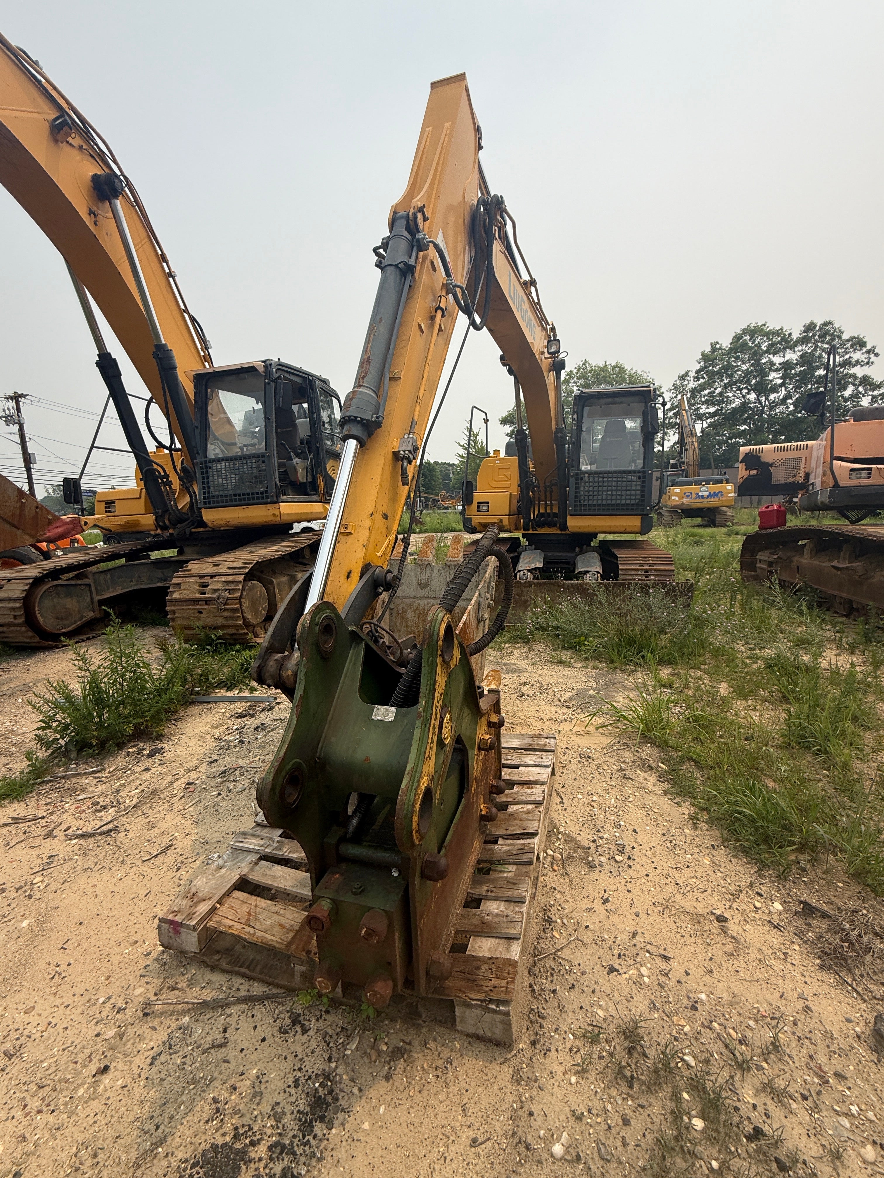 Used LiuGong Excavator CLG915E