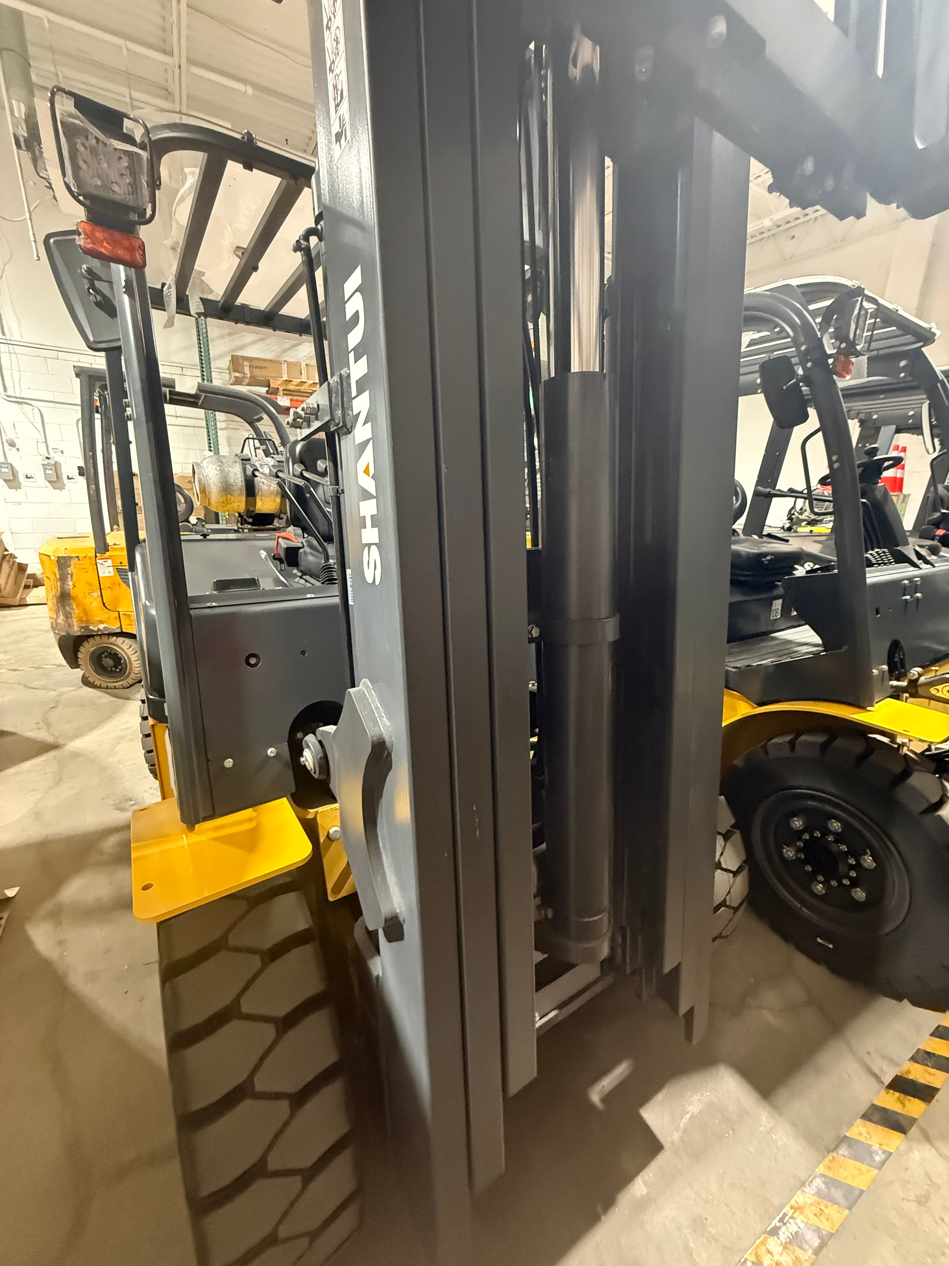 Unused Forklift Shantui SFG40