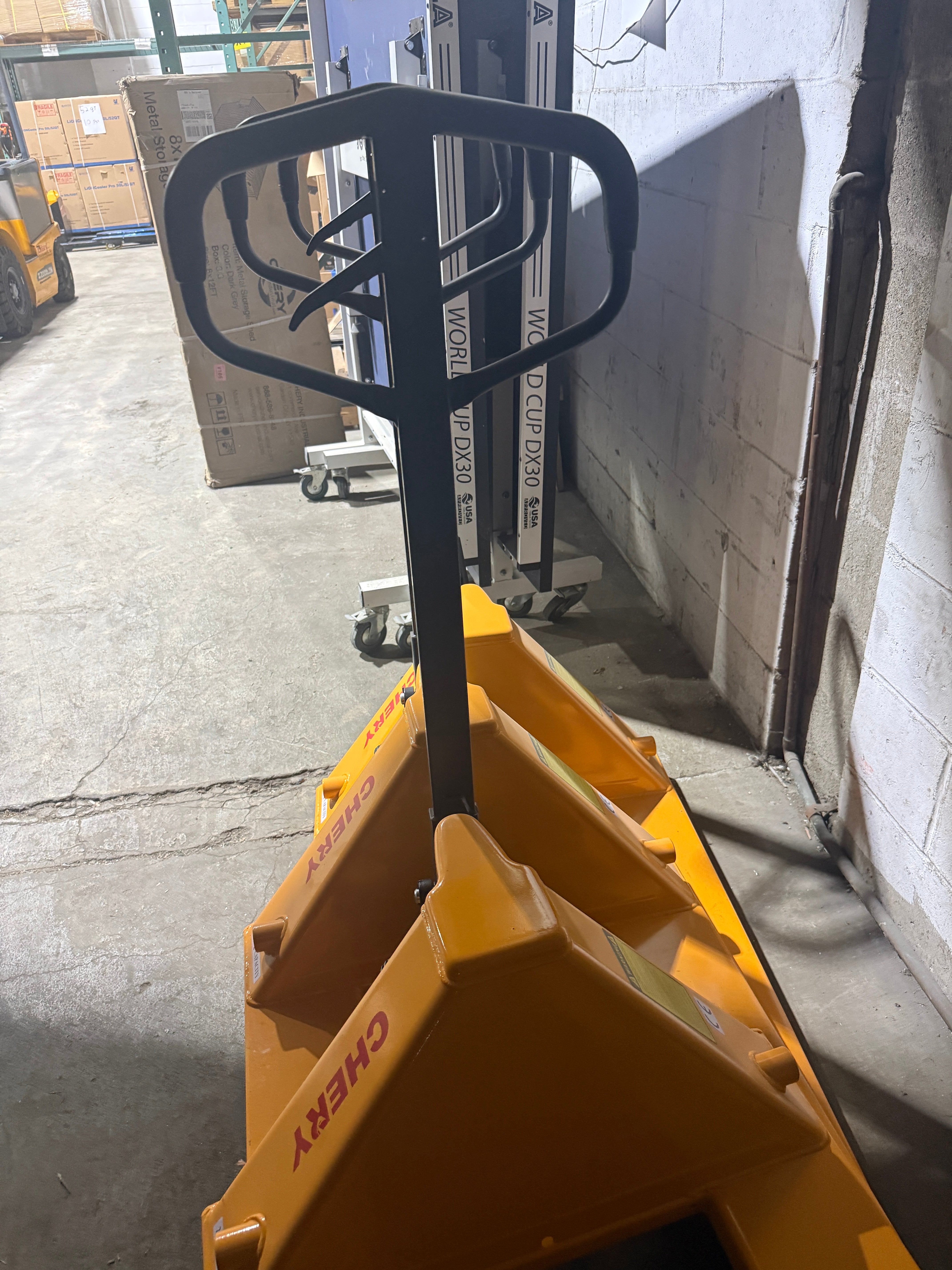 Unused Manual Jack Chery