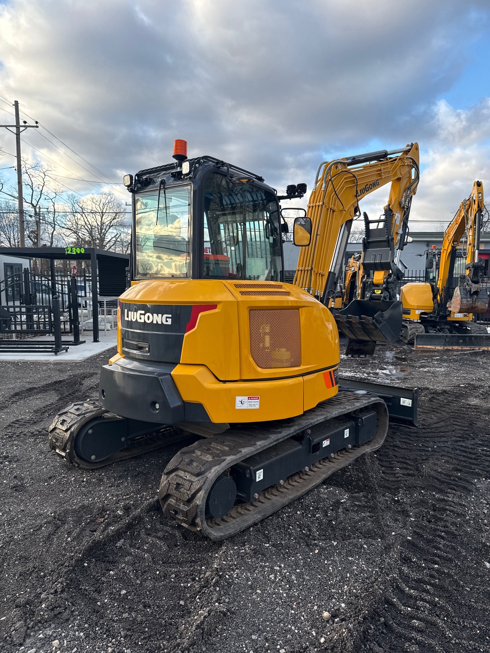 Unused 2020 LiuGong 9057FZTS Excavator (Cab)