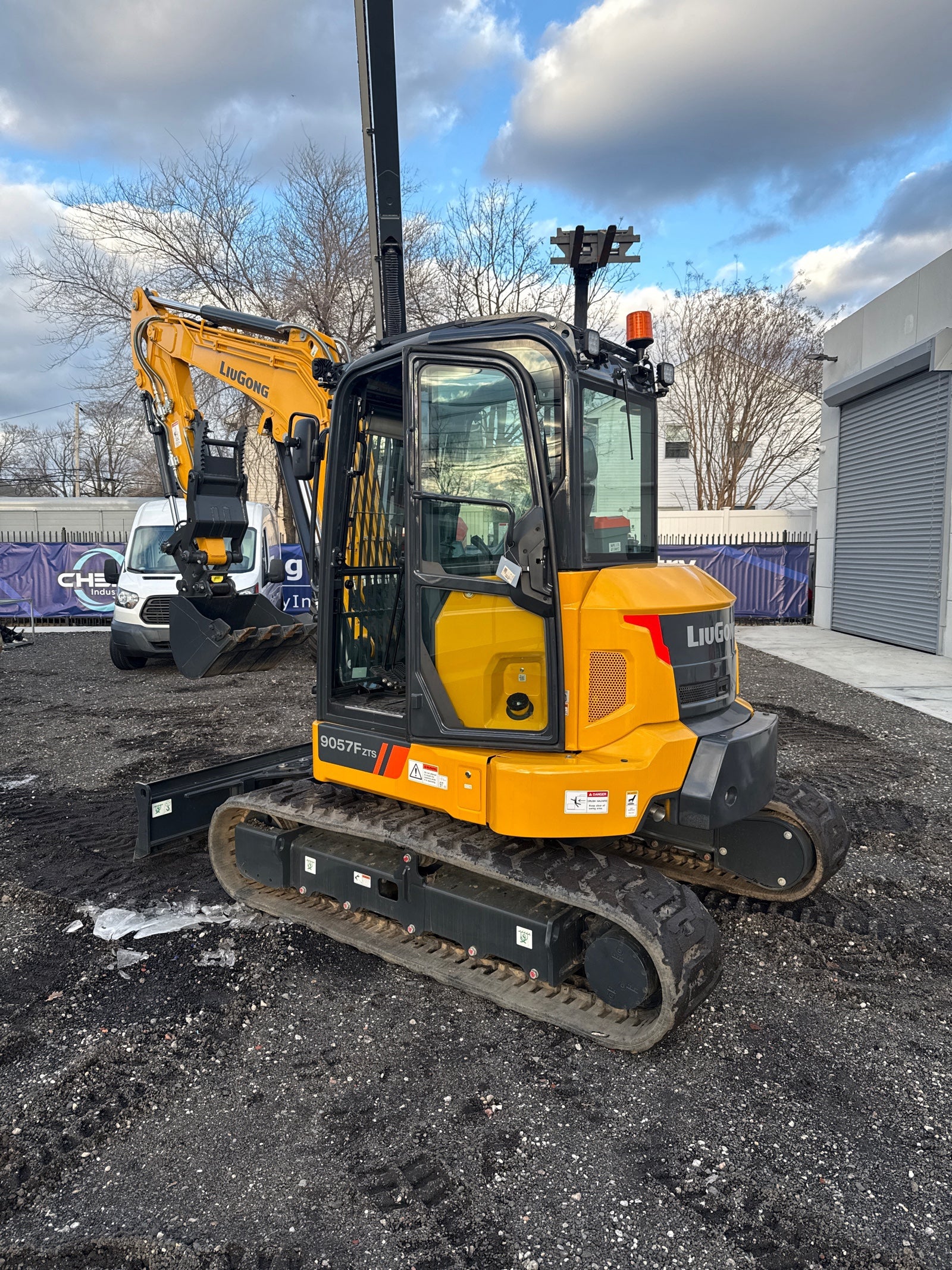 Unused 2020 LiuGong 9057FZTS Excavator (Cab)