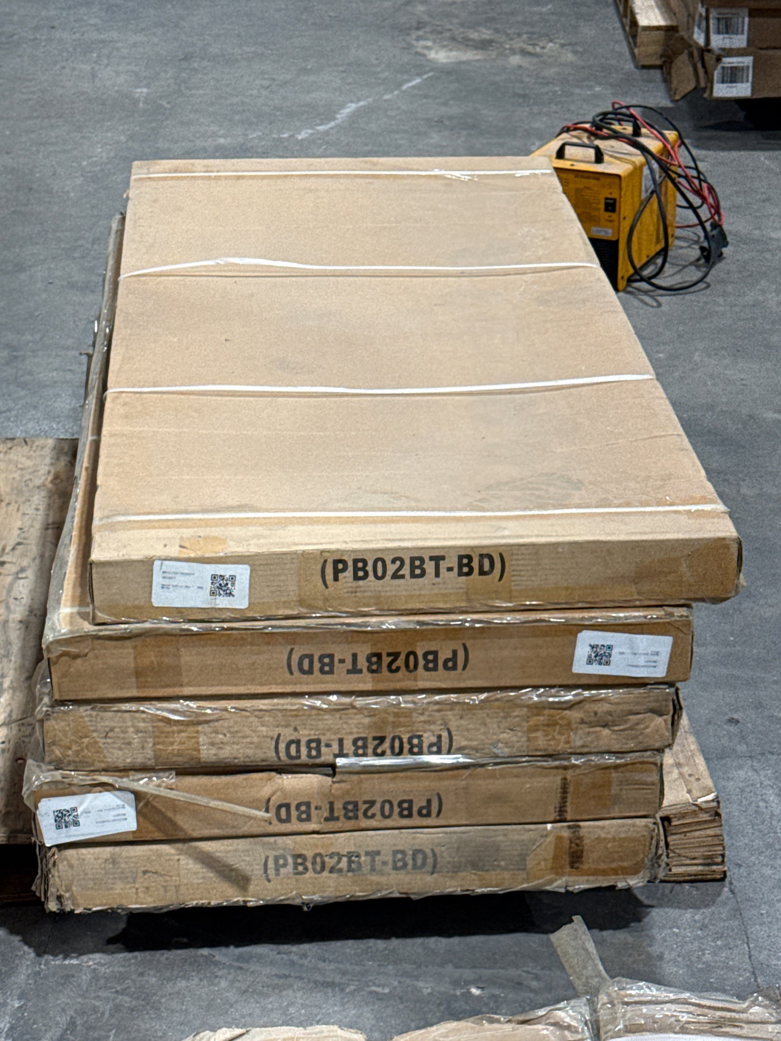 Unused Chery Industrial Metal Cushion Box -  400L (MSRP: $299)