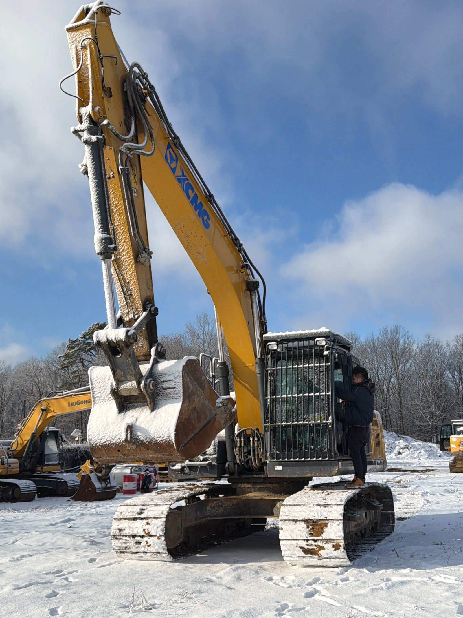 Used 2019 XuGong Excavator XCMG210U