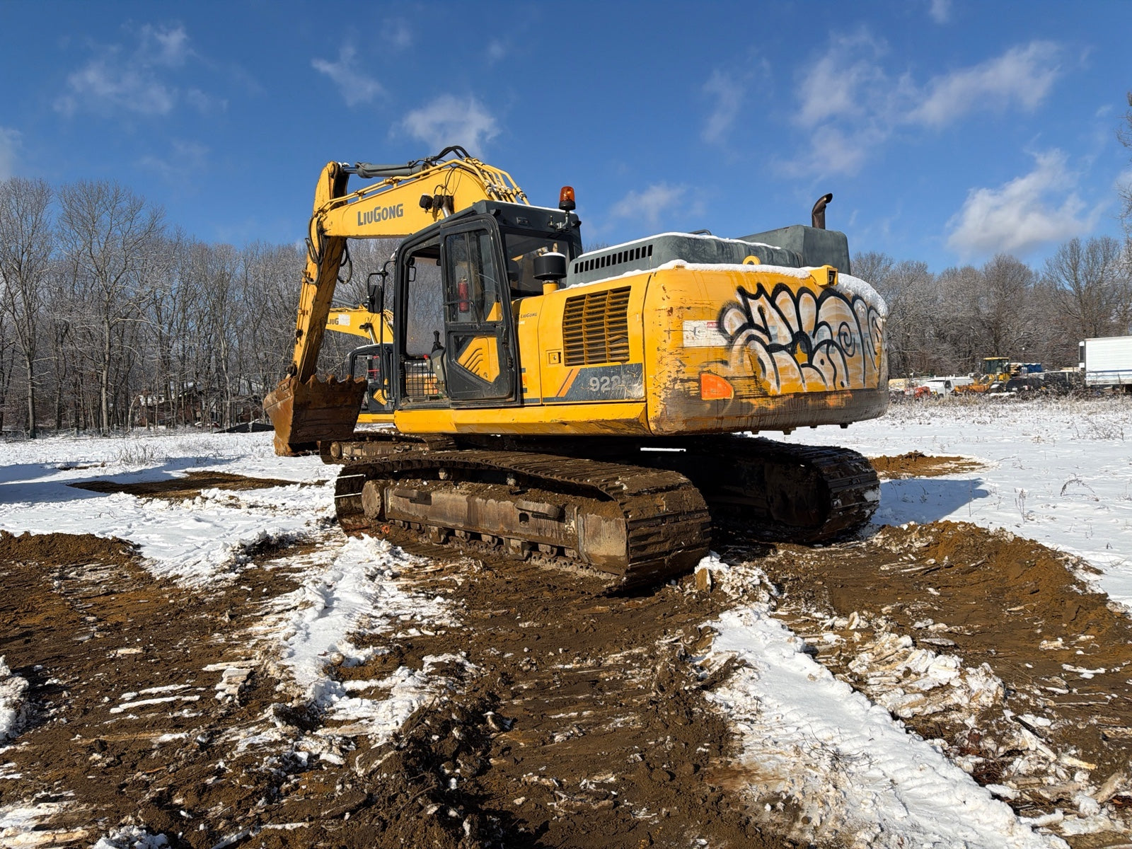 Used LiuGong Excavator CLG922E