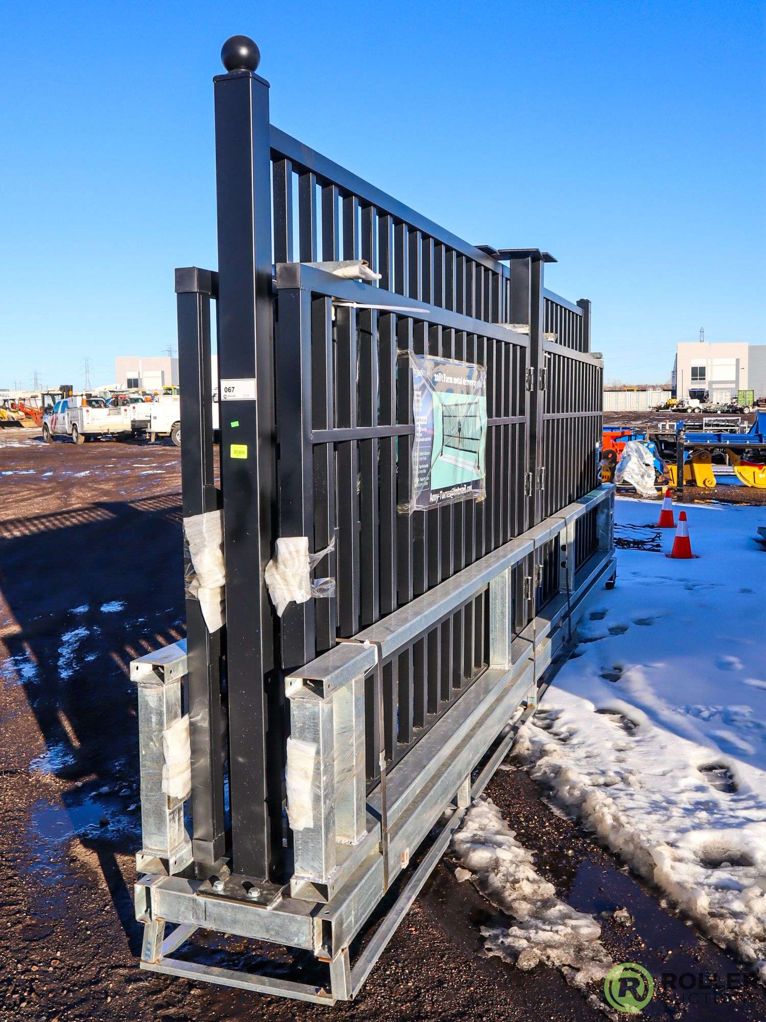 Unused 20ft Farm Metal Driveway Gate (MSRP: $2,490)