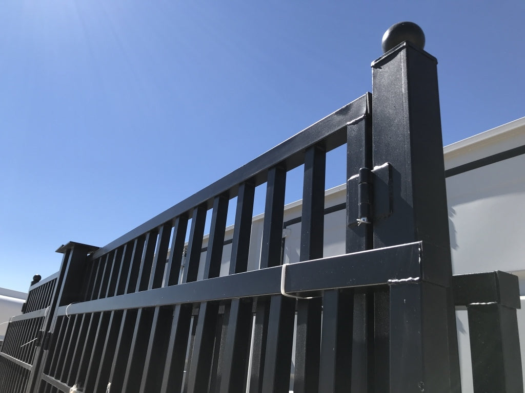 Unused 20ft Farm Metal Driveway Gate (MSRP: $2,490)